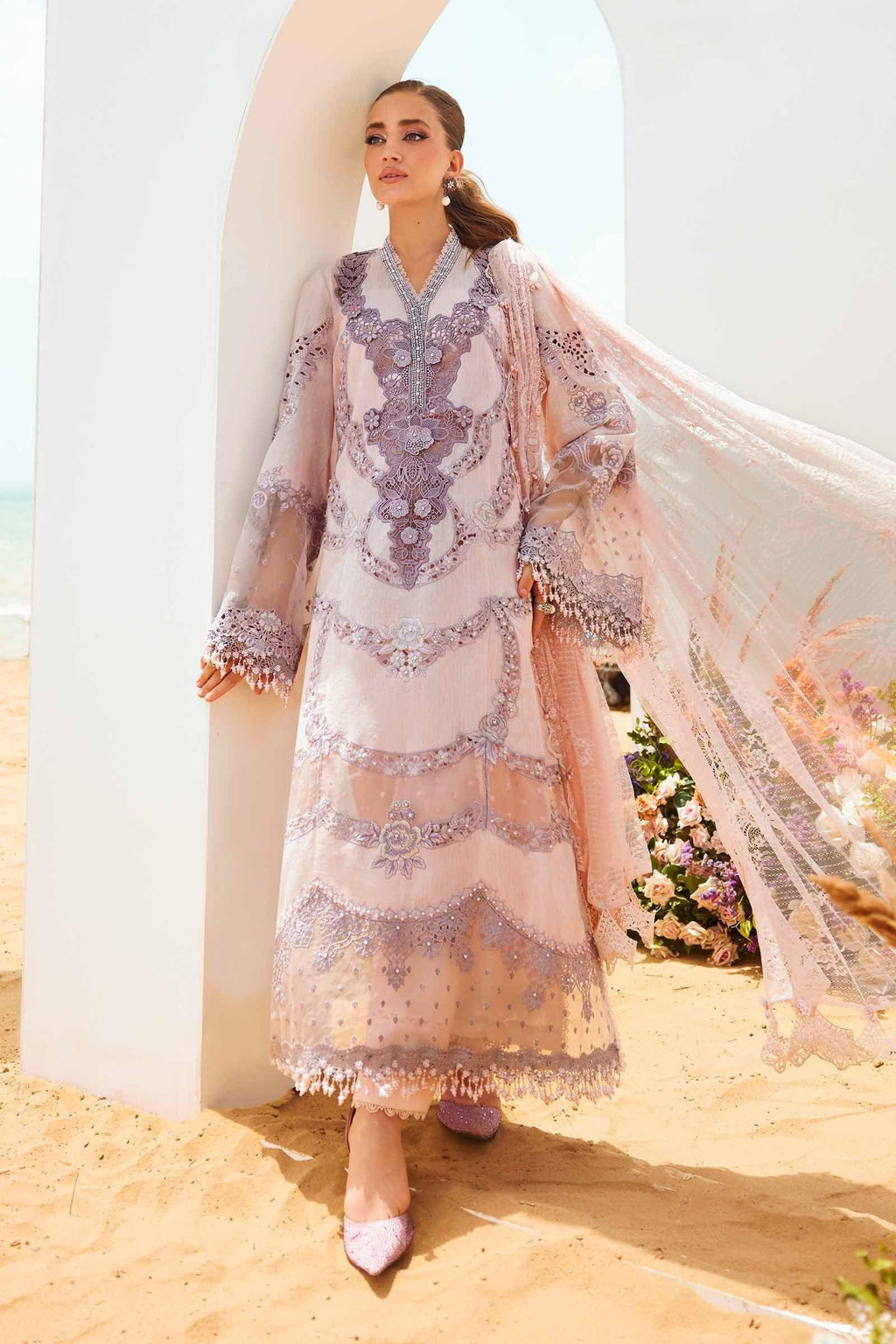 MARIA.B LAWN PREMIUM UNSTITCHED EMB EID 26’ D-2 3PC