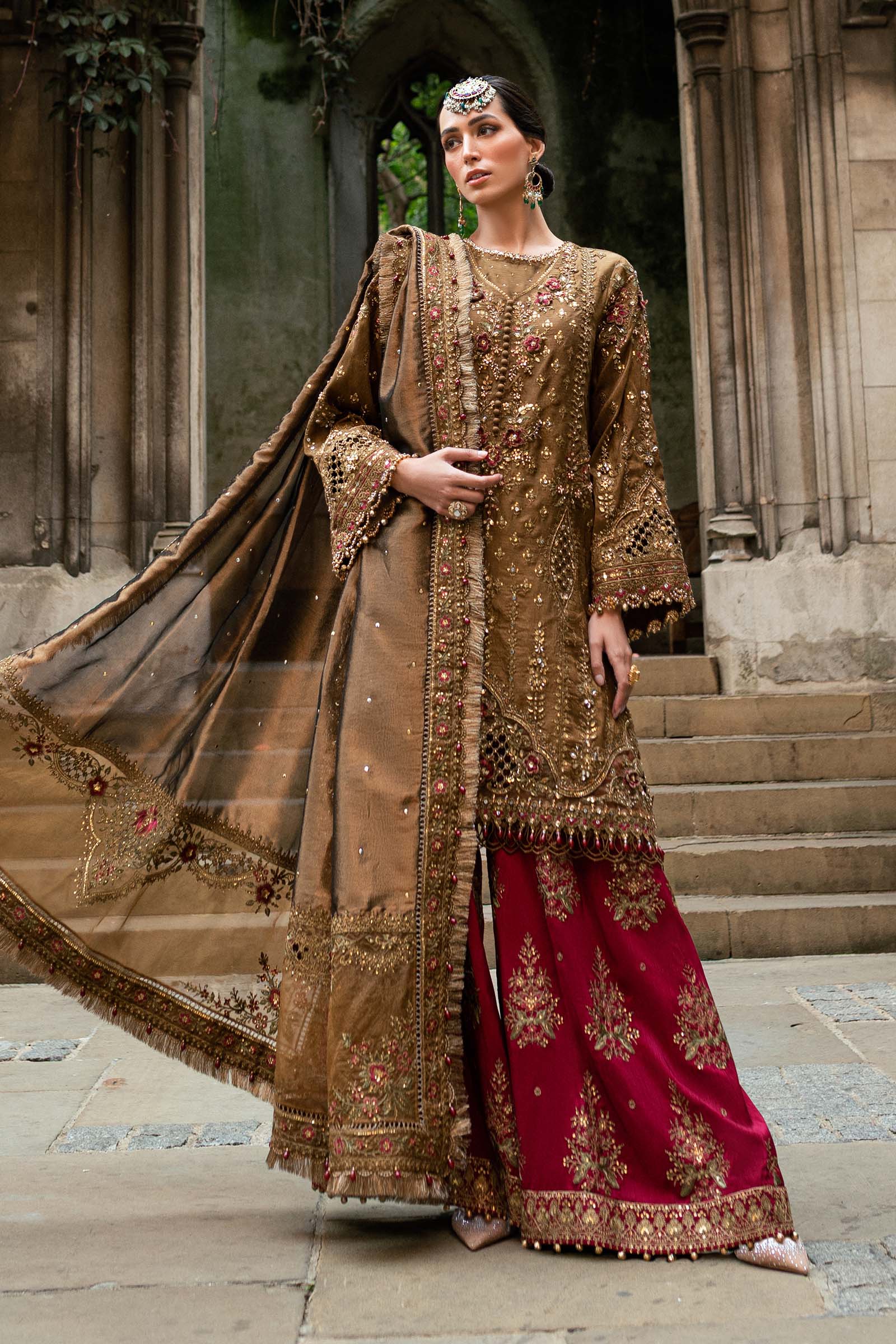 SOIRÉE RAW SILK UNSTITCHED EMB D-4 SUIT