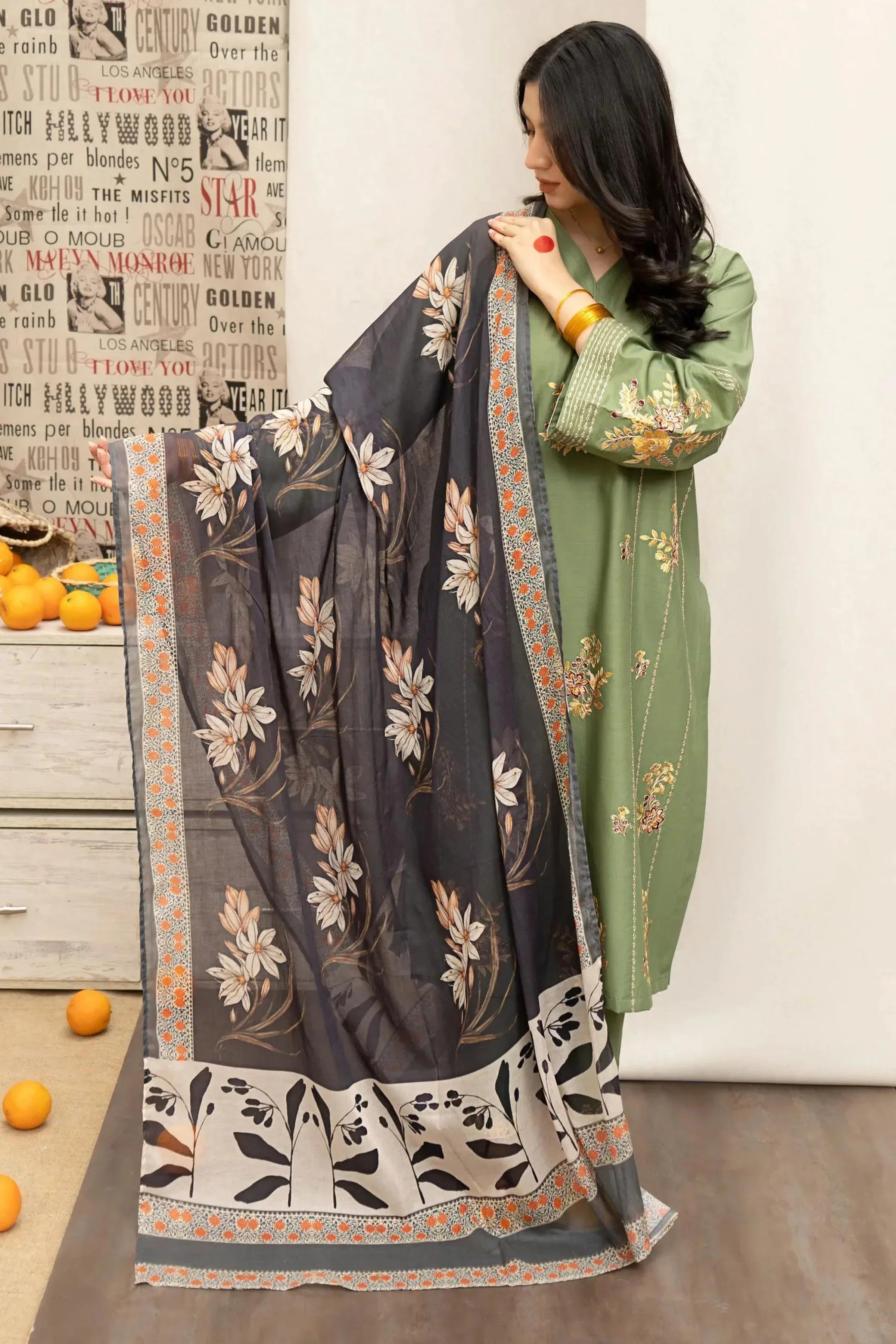 URGE DHANAK LUXURY UNSTITCHED EMB 3PC
