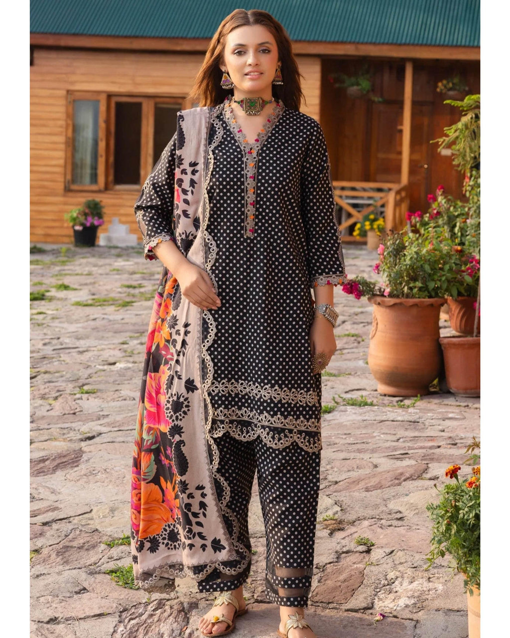 CHARIZMA LAWN PRINTED UNSTICH 3PC