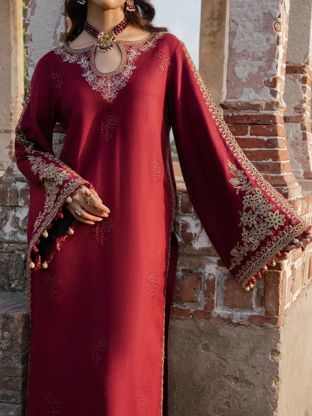 AIZEL DHANAK LUXURY UNSTITCHED EMB 3PC