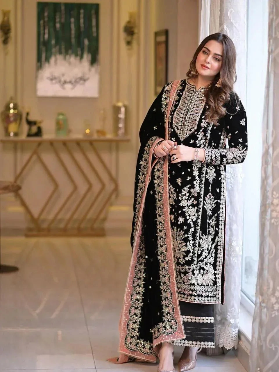 ANEELA’S VELVET UNSTITCHED EMB 3PC