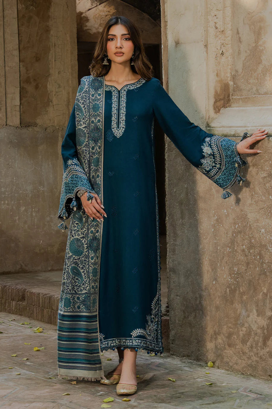 IZEL LAWN PREMIUM UNSTITCHED EMB 3PC