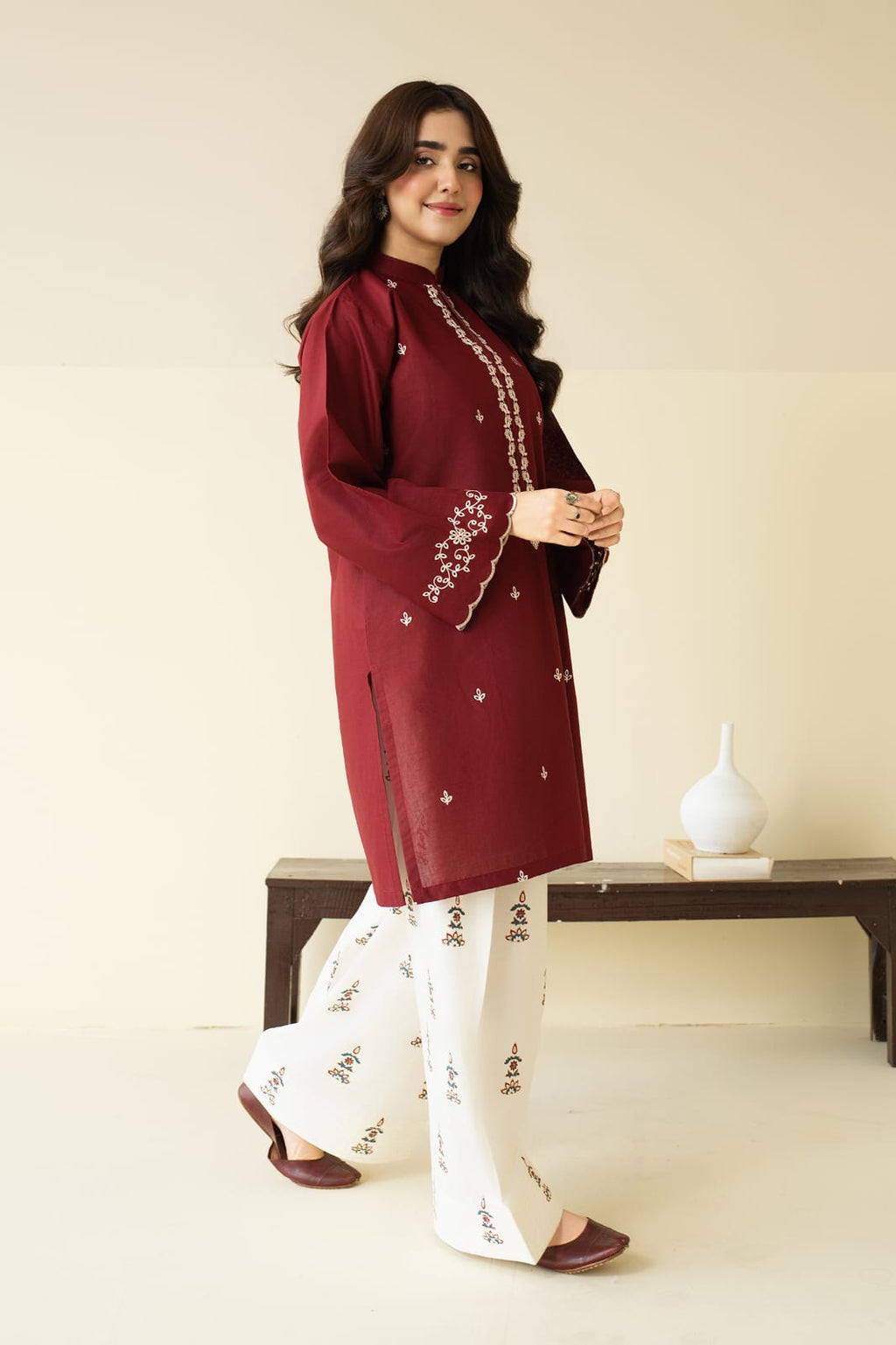 BATIK LAWN PREMIUM UNSTITCHED EMB 2PC