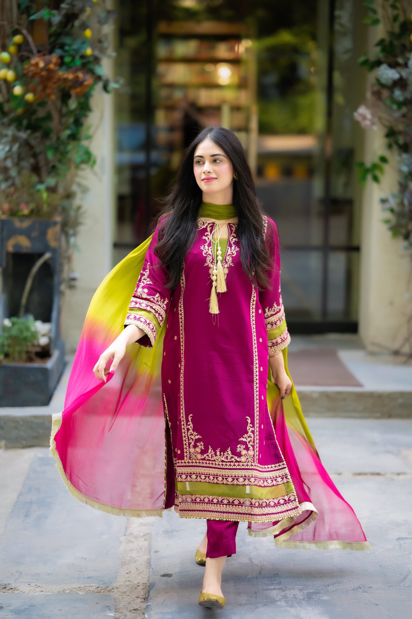 OMAL | LINEN UNSTITCHED EMB 3PC | CHIFFON TYE & DYE DUPPATA